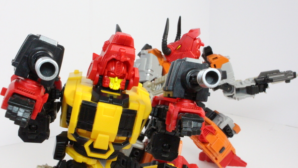 Transformers Mastermind Creations Headstrong R05 Fortis Video Review Shartimus Prime Image  (26 of 45)